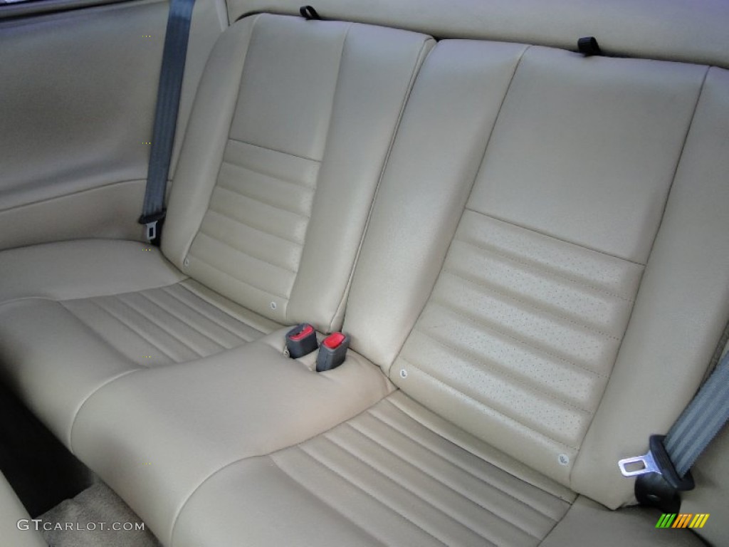 Medium Parchment Interior 2004 Ford Mustang GT Coupe Photo #59396753