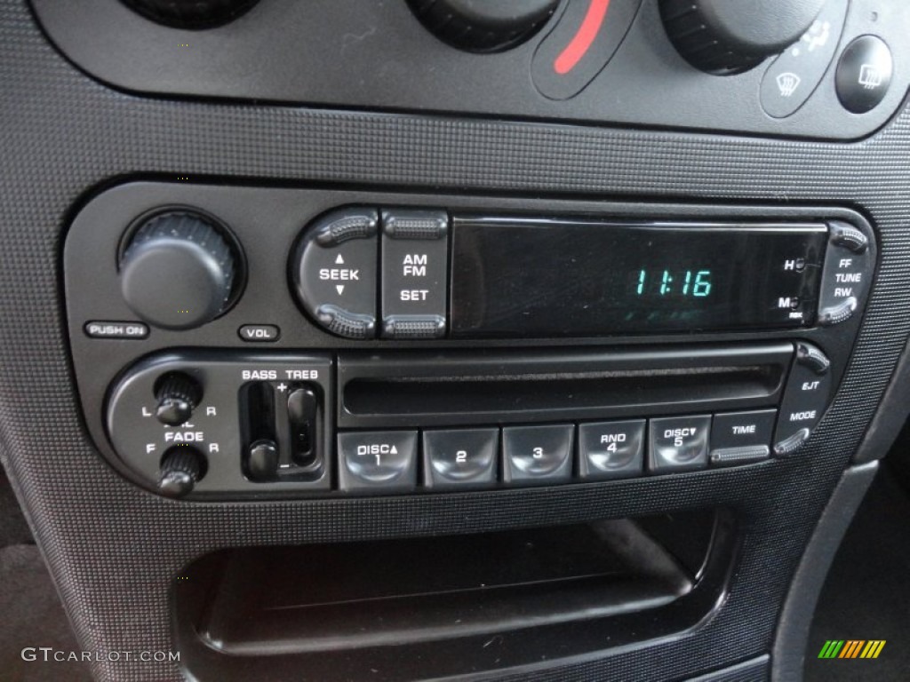 2004 Dodge Intrepid SXT Audio System Photo #59398379