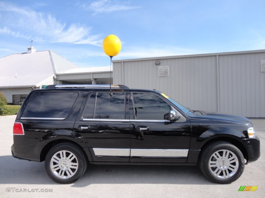 2008 Navigator Luxury - Black / Charcoal Black/Caramel Piping photo #12