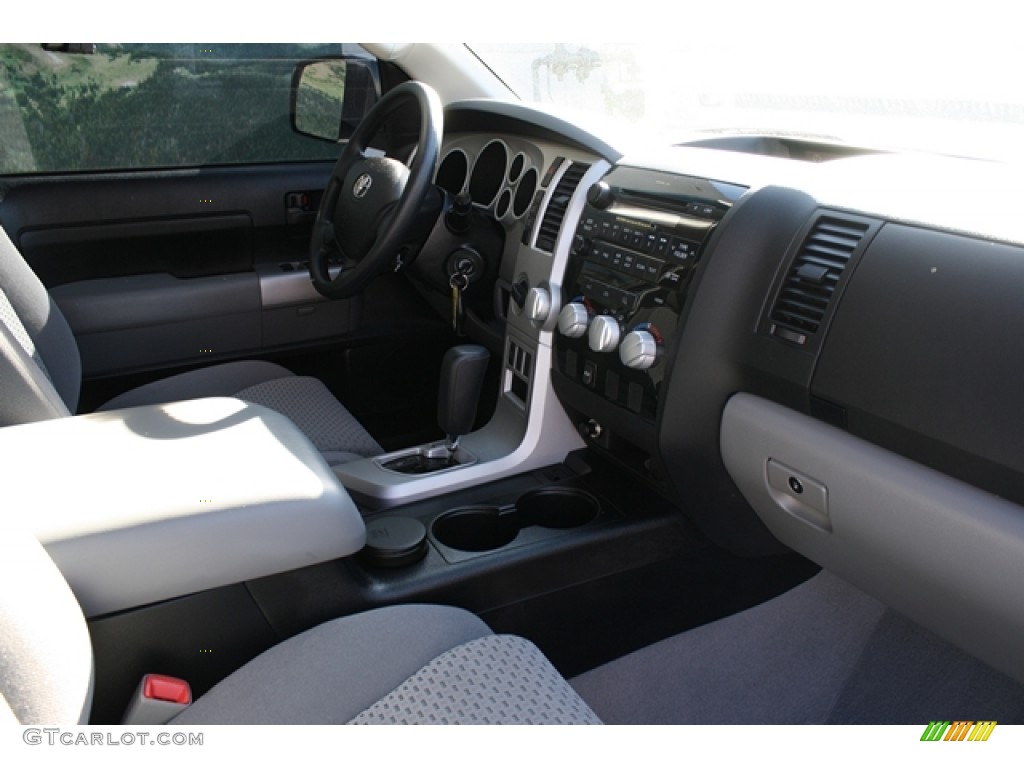 2008 Tundra Double Cab 4x4 - Super White / Graphite Gray photo #9