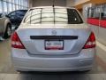 Brillant Silver - Versa 1.6 Sedan Photo No. 6