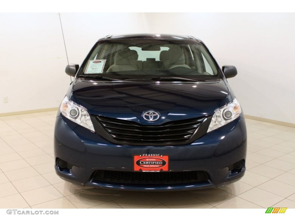 2011 Sienna V6 - South Pacific Blue Pearl / Bisque photo #2