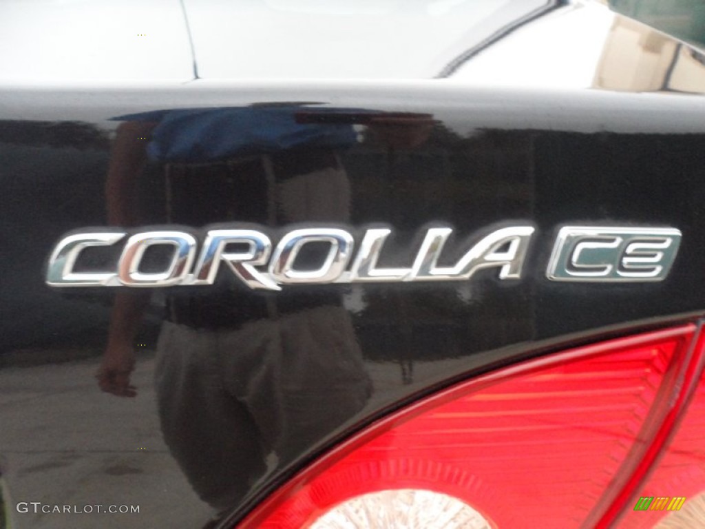2005 Corolla CE - Black Sand Pearl / Light Gray photo #17