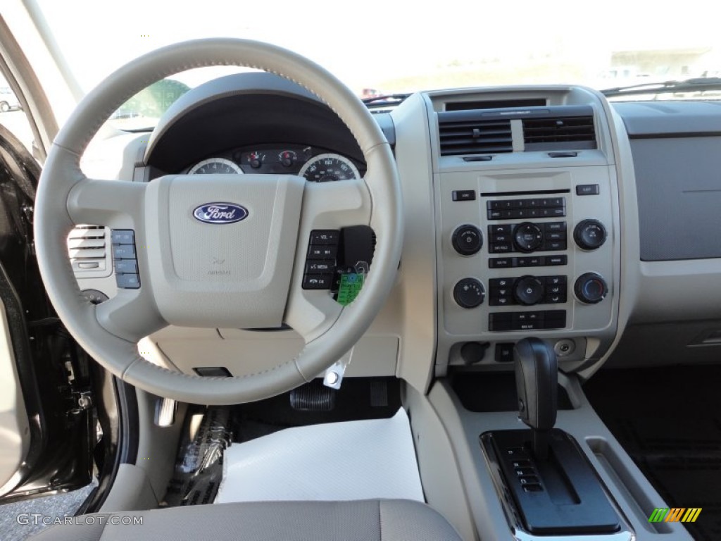 2011 Escape XLT - Tuxedo Black Metallic / Stone photo #8
