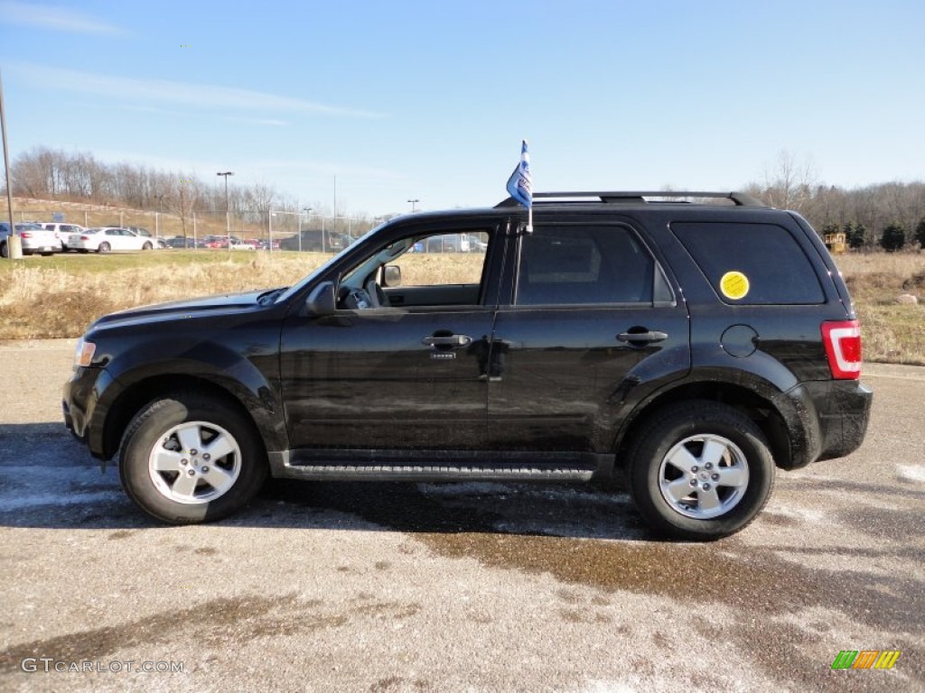 2011 Escape XLT - Tuxedo Black Metallic / Stone photo #16