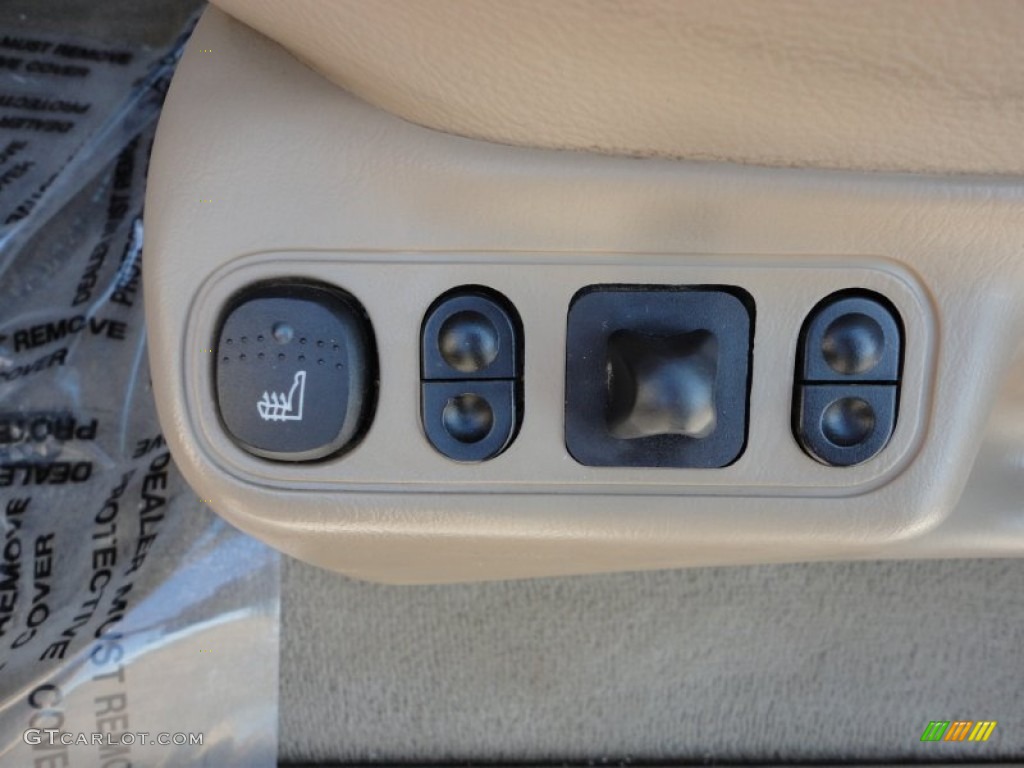 2005 Ford F250 Super Duty Lariat FX4 Crew Cab 4x4 Controls Photo #59405159