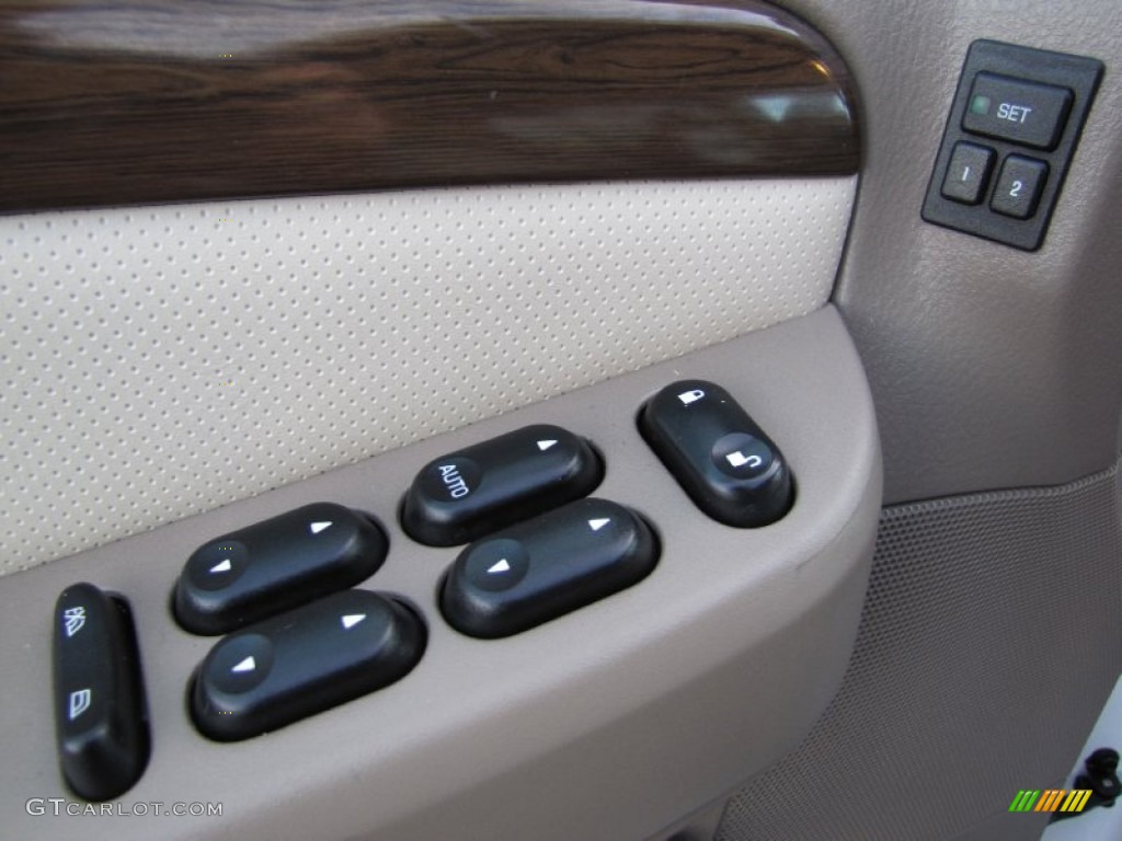2005 Ford Explorer Eddie Bauer 4x4 Controls Photo #59405512