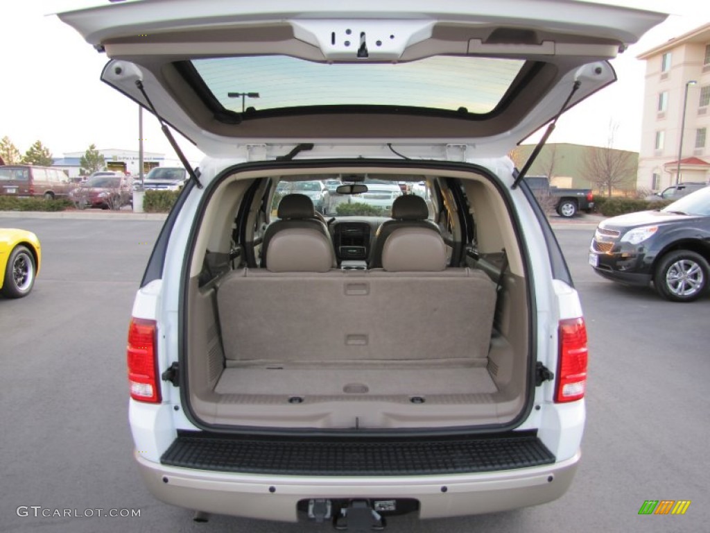 2005 Ford Explorer Eddie Bauer 4x4 Trunk Photo #59405684