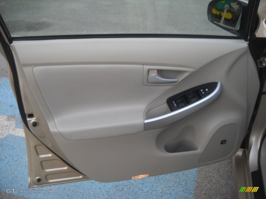 2011 Toyota Prius Hybrid V Misty Gray Door Panel Photo #59408093