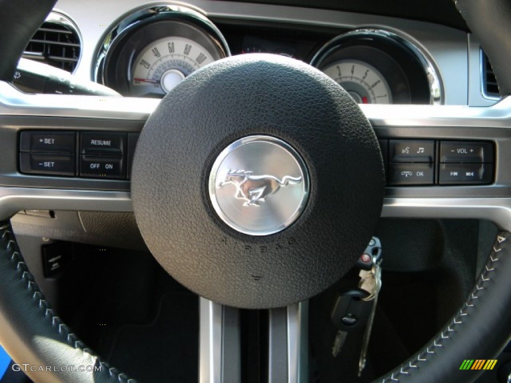 2010 Mustang GT Premium Coupe - Grabber Blue / Charcoal Black photo #11