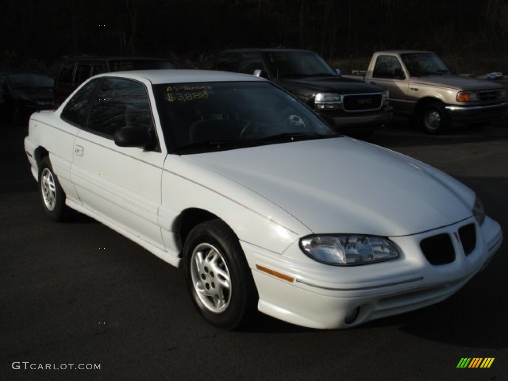1996 Grand Am SE Coupe - Bright White / Pewter photo #3