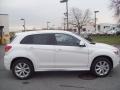 Diamond White - Outlander Sport SE 4WD Photo No. 6