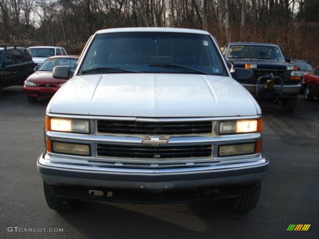 1998 C/K 2500 K2500 Extended Cab 4x4 - White / Blue photo #2