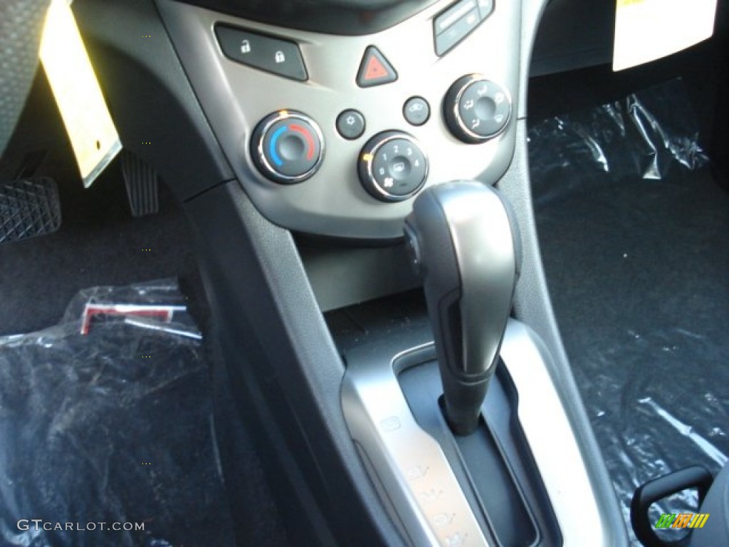 2012 Sonic LS Sedan - Black / Jet Black/Dark Titanium photo #18