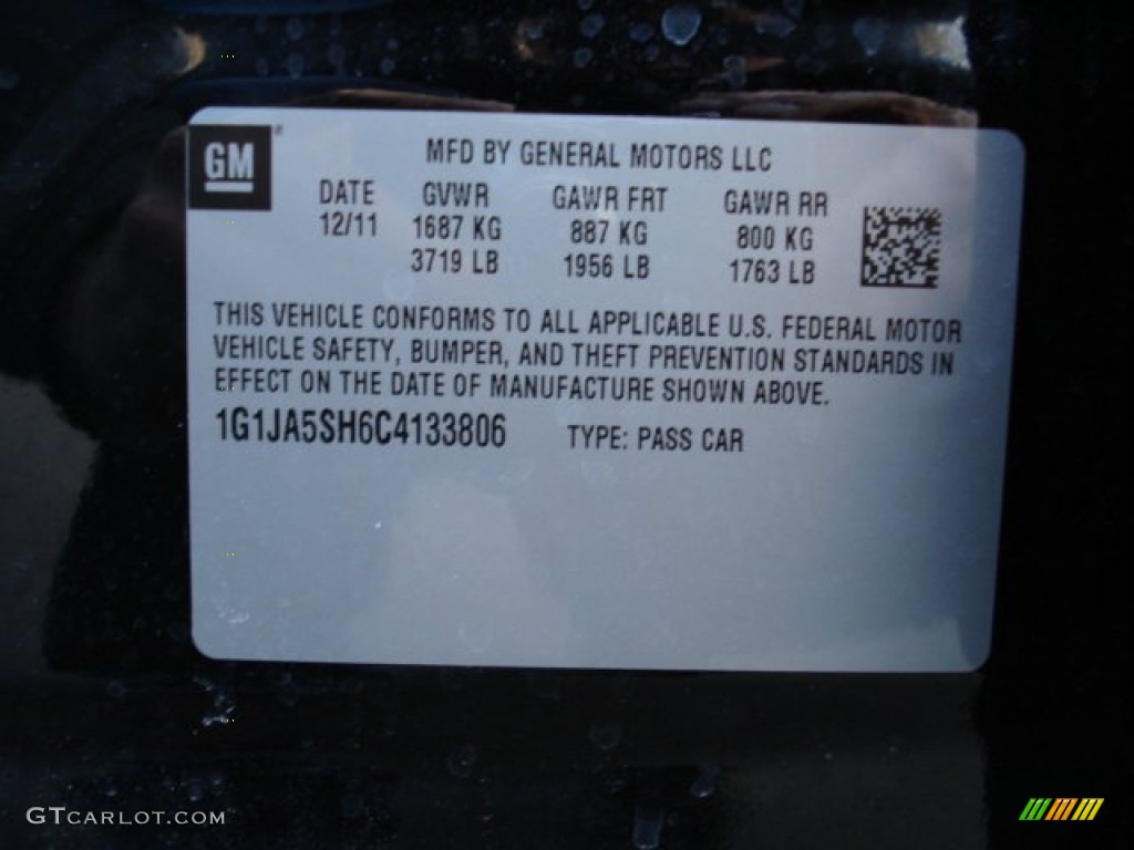 2012 Sonic LS Sedan - Black / Jet Black/Dark Titanium photo #20