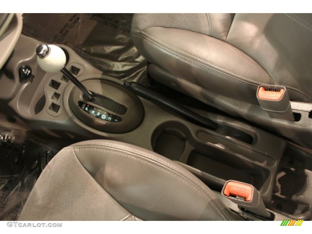 2004 Chrysler PT Cruiser Limited Transmission Photos
