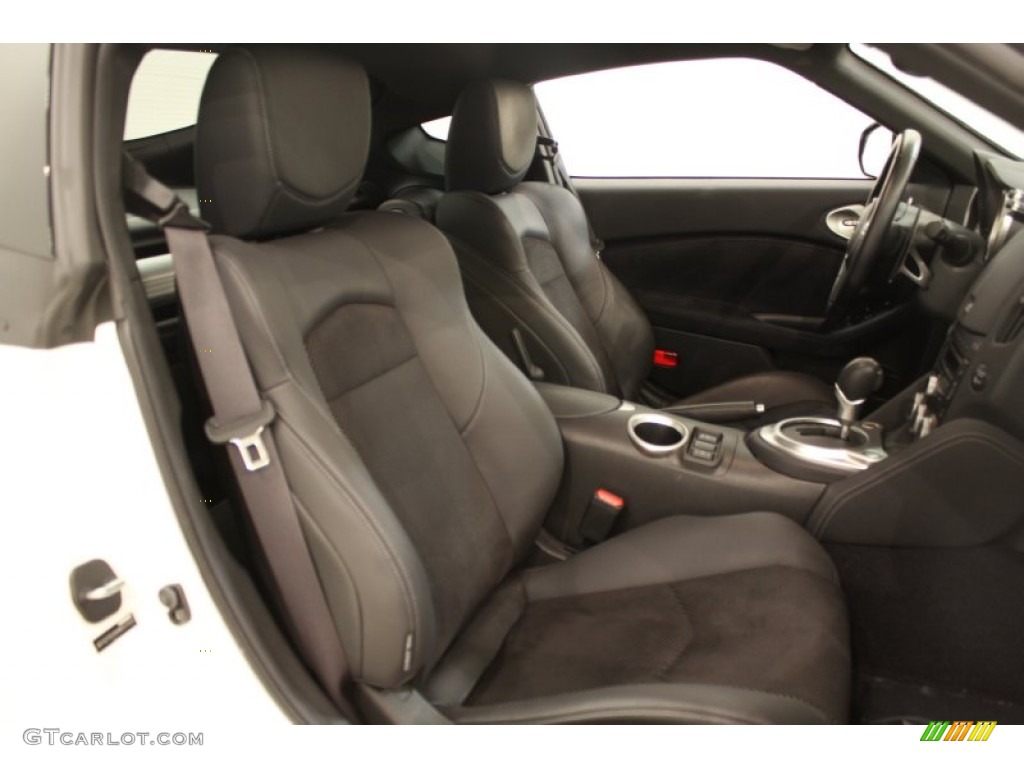 2010 370Z Sport Touring Coupe - Pearl White / Black Leather photo #17