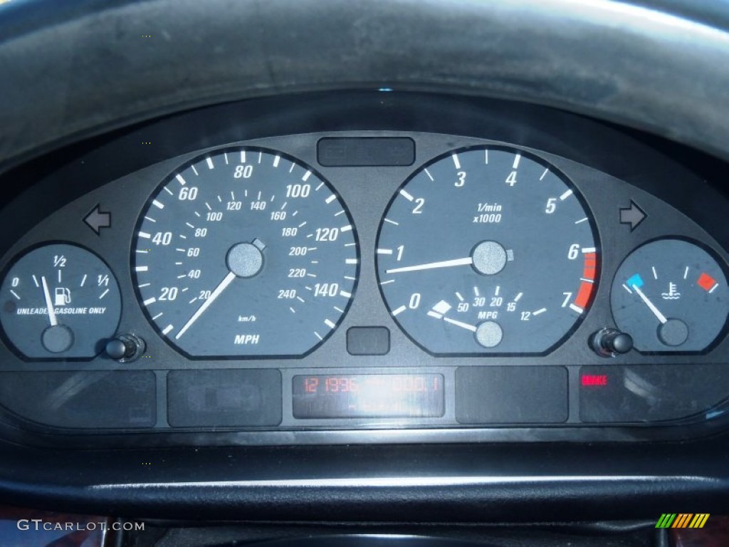 2003 3 Series 325i Coupe - Alpine White / Black photo #8