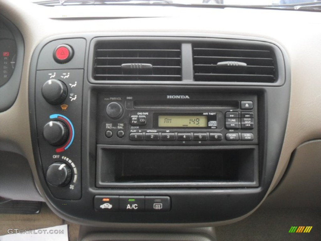 2000 Honda Civic EX Sedan Controls Photo #59419952
