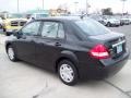 Super Black - Versa 1.8 S Sedan Photo No. 17