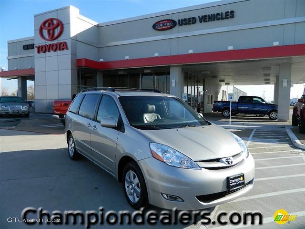 2008 Sienna Limited - Silver Shadow Pearl / Stone photo #1