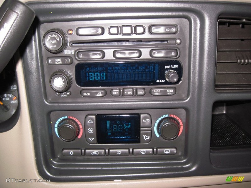 2004 Chevrolet Tahoe Z71 4x4 Controls Photo #59427209