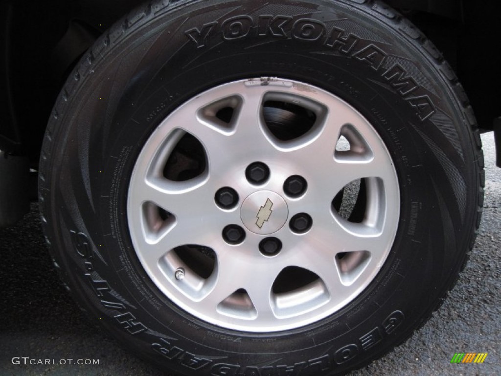 2004 Tahoe Z71 4x4 - Summit White / Tan/Neutral photo #33