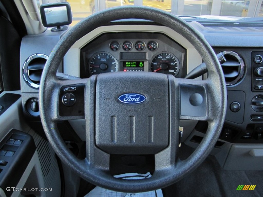 2008 Ford F350 Super Duty XLT Crew Cab 4x4 Medium Stone Steering Wheel Photo #59427428