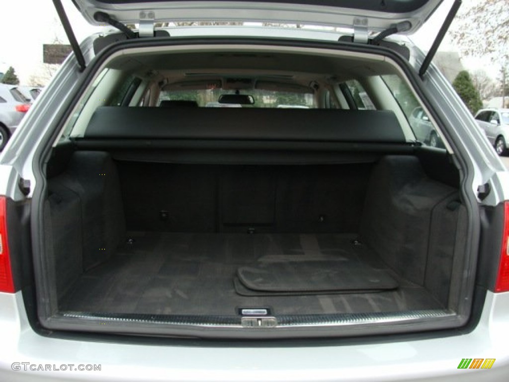 2004 Audi A6 3.0 quattro Avant Trunk Photo #59428898