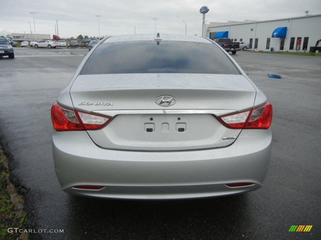 2011 Sonata Limited - Radiant Silver / Black photo #3