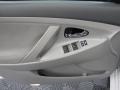Super White - Camry LE Photo No. 16