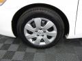 Super White - Camry LE Photo No. 21