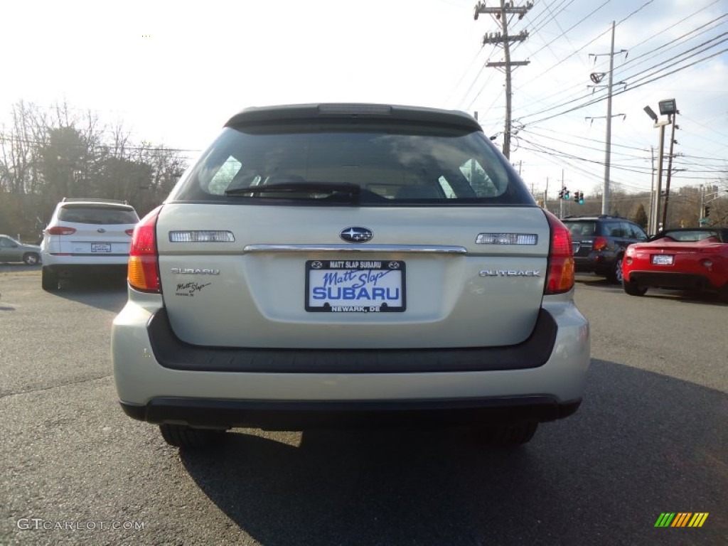 2006 Outback 2.5i Wagon - Champagne Gold Opalescent / Taupe photo #6