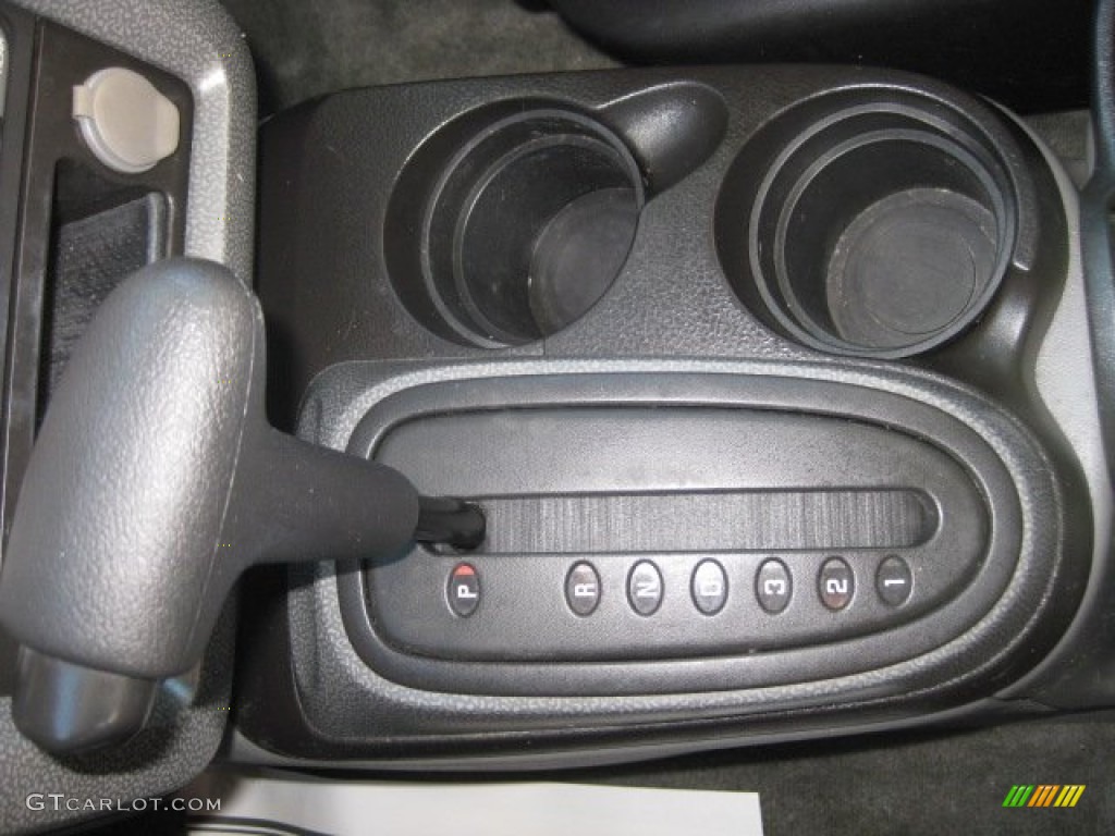 2004 Aztek  - Summit White / Dark Gray photo #28