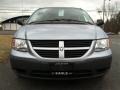 2005 Butane Blue Pearl Dodge Caravan SE  photo #3