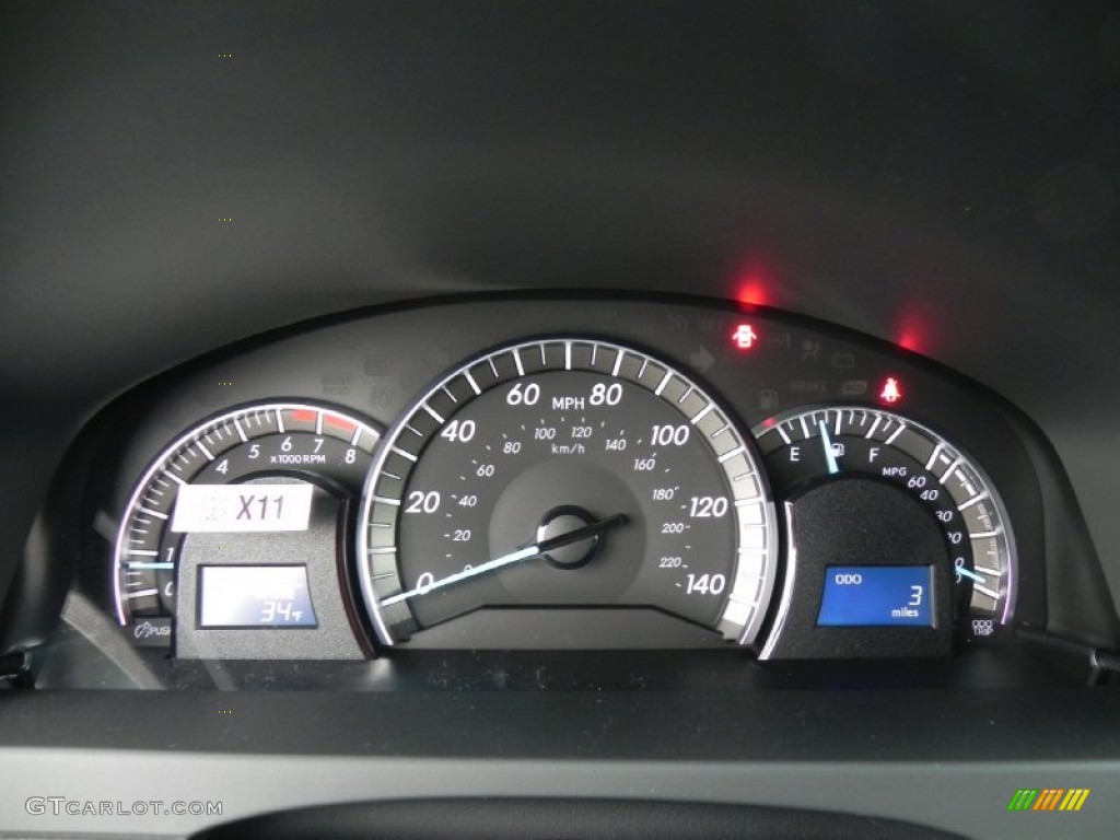 2012 Toyota Camry SE V6 Gauges Photos