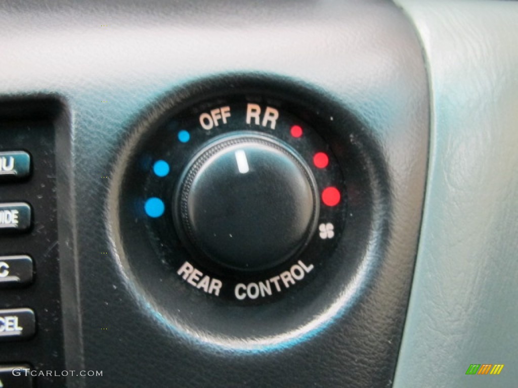 2000 Honda Odyssey EX Controls Photo #59445821