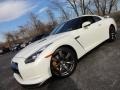 Ivory White - GT-R Premium Photo No. 2