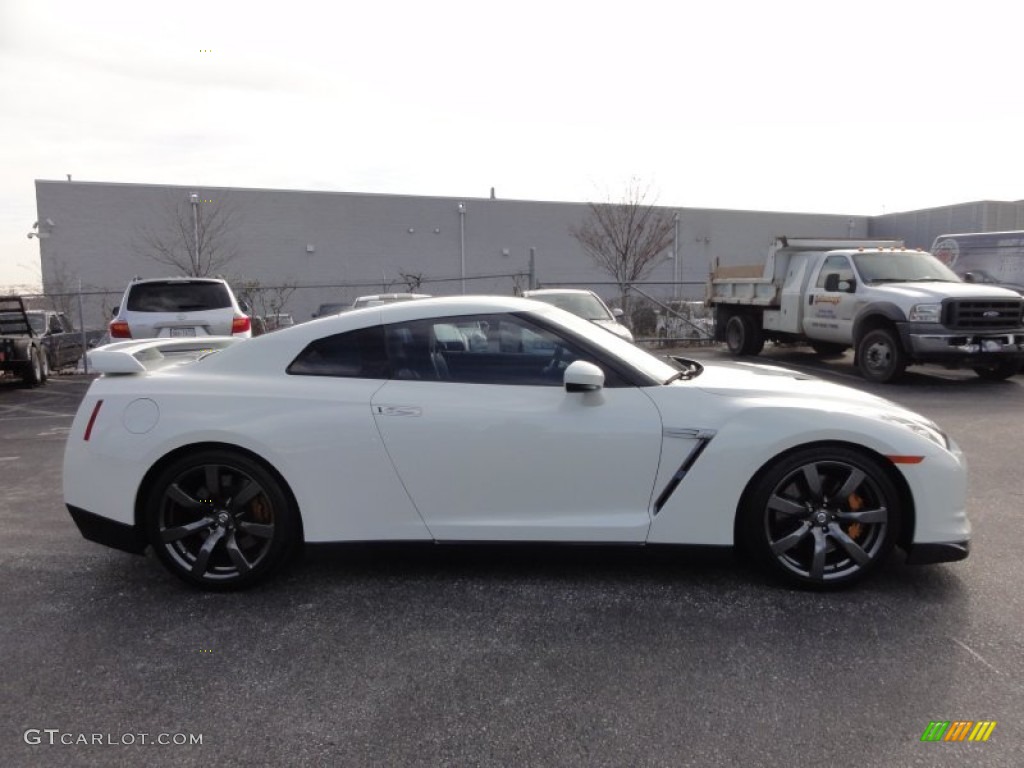 Ivory White 2009 Nissan GT-R Premium Exterior Photo #59446824