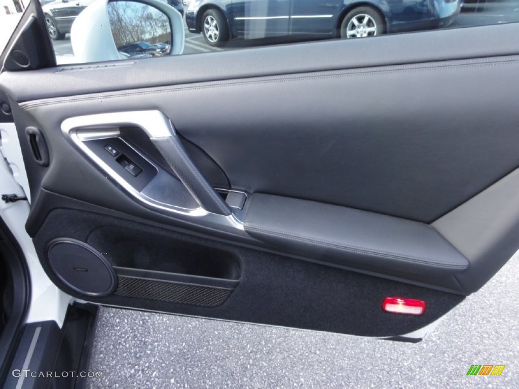2009 Nissan GT-R Premium Black Door Panel Photo #59446961