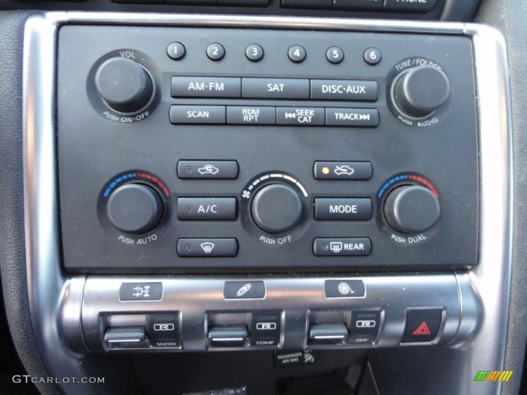 2009 Nissan GT-R Premium Controls Photo #59447120