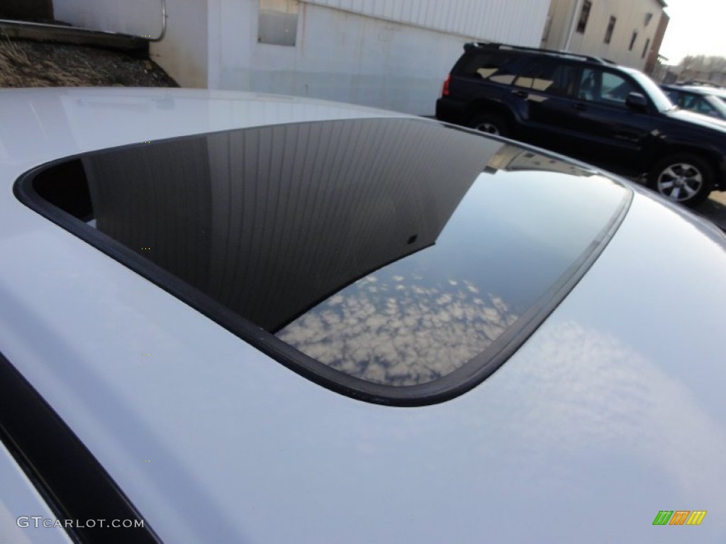 2003 Accord EX V6 Coupe - Taffeta White / Ivory photo #23