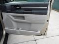 White Gold Pearl - Grand Caravan SE Photo No. 25
