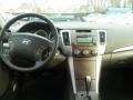 2009 Willow Gray Hyundai Sonata SE V6  photo #15