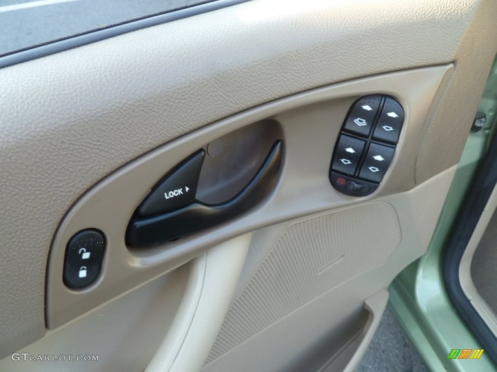 2007 Focus ZX4 SE Sedan - Kiwi Green Metallic / Dark Pebble/Light Pebble photo #14