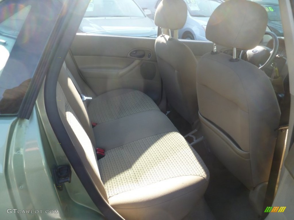 2007 Focus ZX4 SE Sedan - Kiwi Green Metallic / Dark Pebble/Light Pebble photo #16