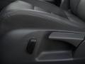 Black - Jetta SE Sedan Photo No. 10
