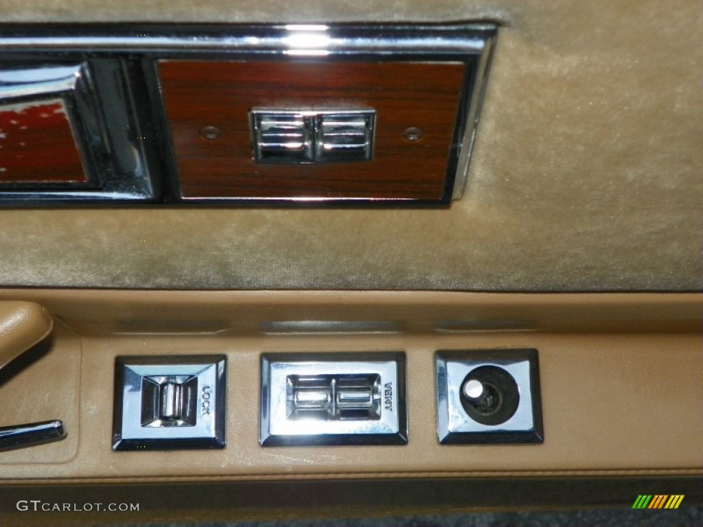 1987 Cutlass Supreme Brougham - Sungold Metallic / Beige photo #13