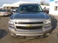 Greystone Metallic - Suburban LT 4x4 Photo No. 2