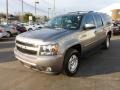 Greystone Metallic - Suburban LT 4x4 Photo No. 3